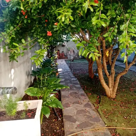 Cabras, Vacanze A Due Passi Dal Mare *