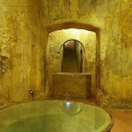 Cabras, Vacanze A Due Passi Dal Mare